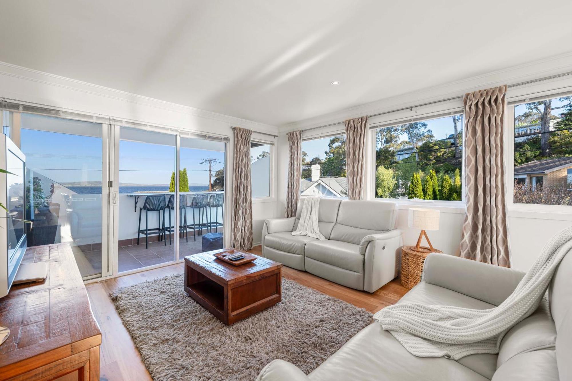 Holiday home Haven - Gorgeous 2 Bedroom Townhouse Opposite The